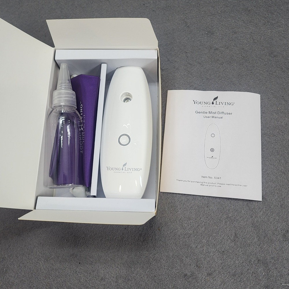 Young Living Gentle Mist Personal Diffuser White Portable Handheld PZ-PL01 NEW